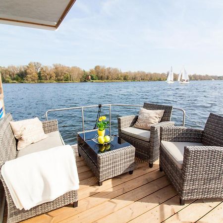 Wohlfuehlboot Hausboot - Festlieger Im Hafen Bad Saarow - Wc An Bord, Dusche An Land Hotel Екстериор снимка