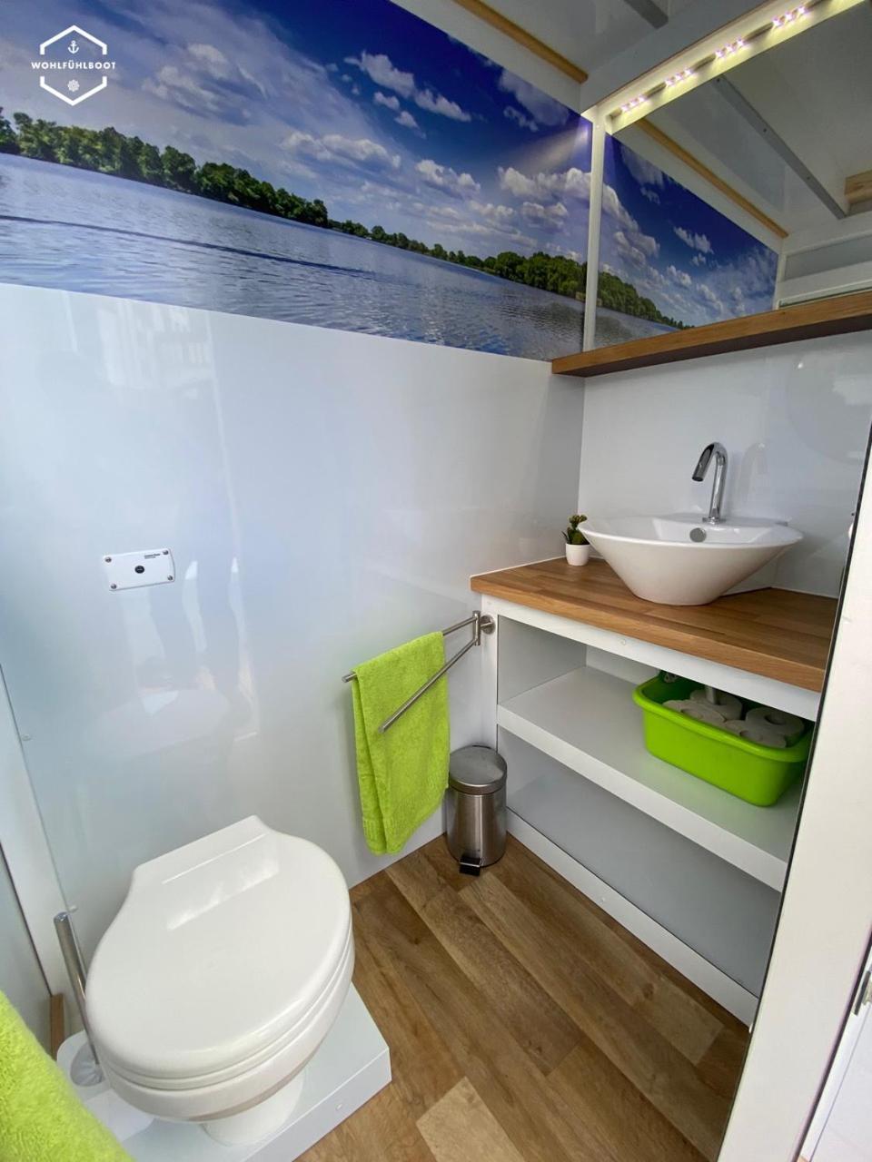 Wohlfuehlboot Hausboot - Festlieger Im Hafen Bad Saarow - Wc An Bord, Dusche An Land Hotel Екстериор снимка